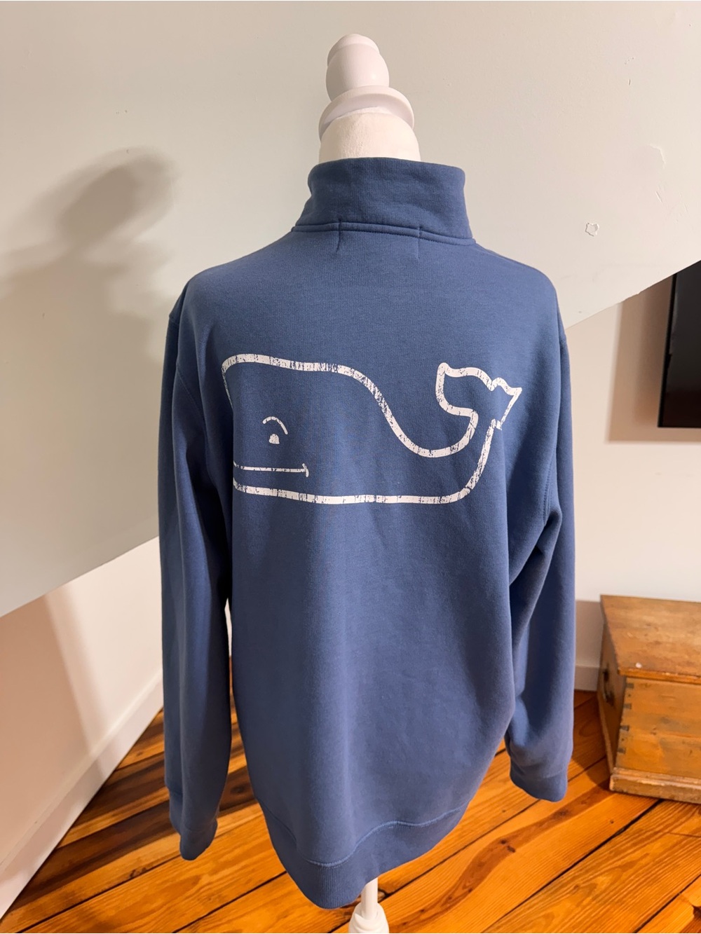 Vineyard Vines Vintage Whale Graphic 1/4 Quarter Zip Pullover /Sweater size Med